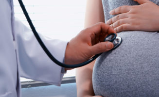 Baby benefits when pregnant mom gets the flu shot