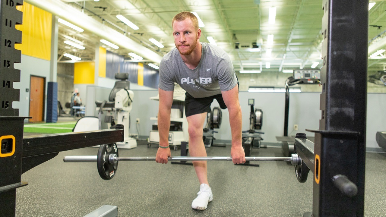 Carson Wentz wears gear from 3 former teams during recent workout