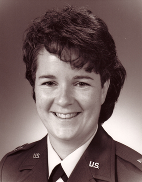 Tracy Kaelsin smiles in her official US Air Force portrait