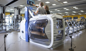 Anti-gravity treadmill promotes healing with weightlessness