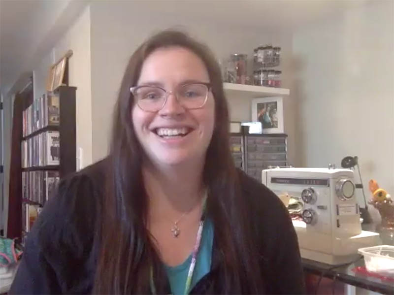 Daughter makes hundreds of face masks in memory of RN mom