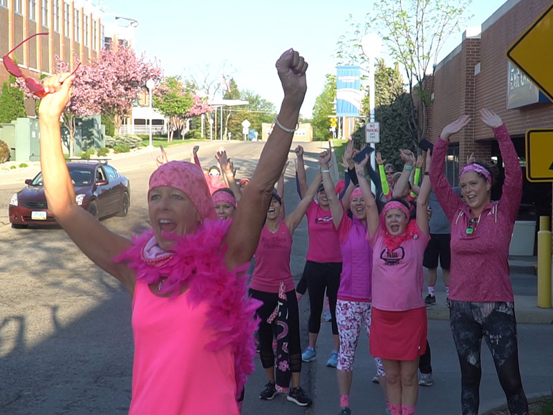 Running her way through chemo with a whole crew