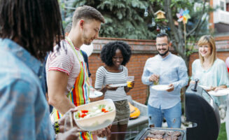 Tips for keeping your cookouts and picnics safe