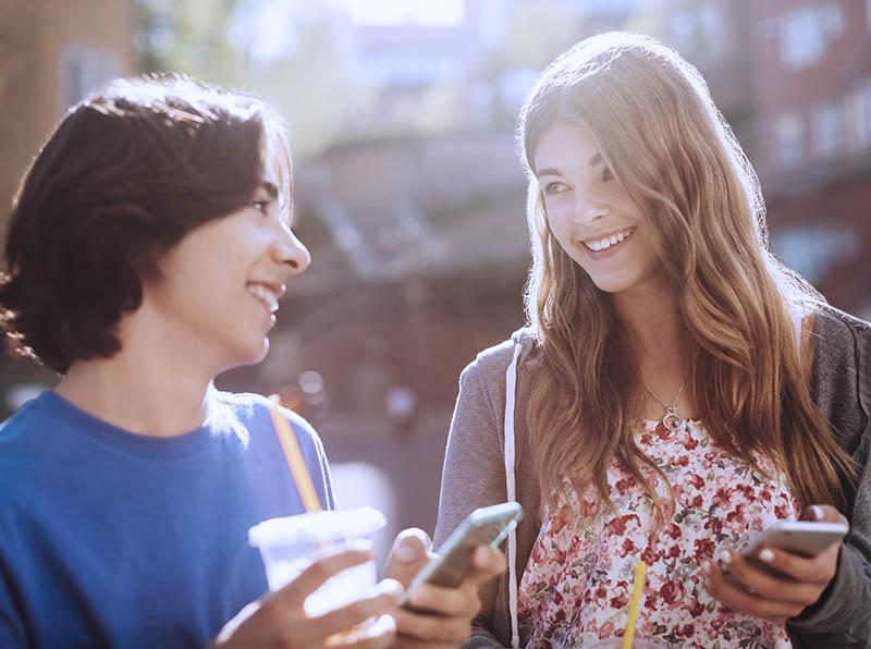 Delay kids’ smartphone use, pediatrician advises