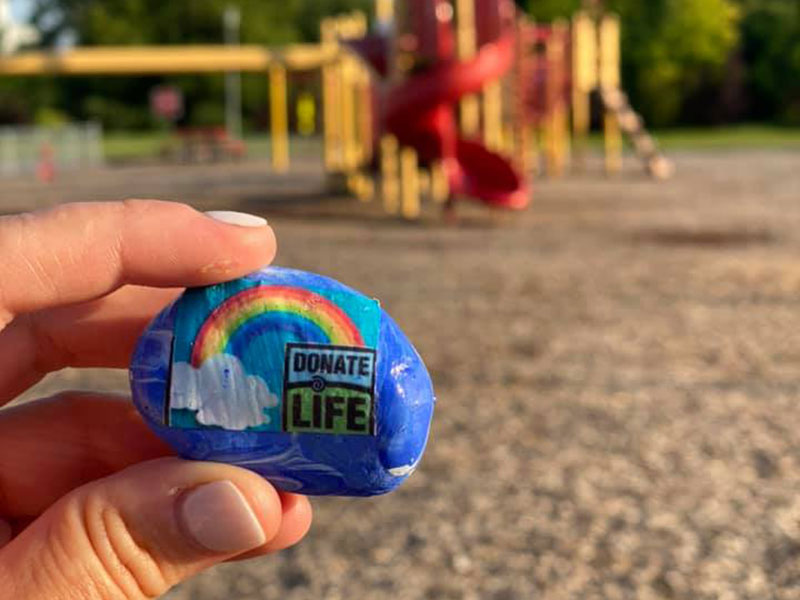 Mother uses rocks to tell late son’s story of organ donation