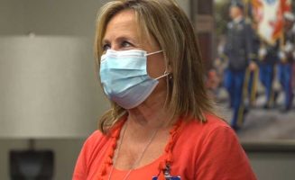 Sanford Health surprises two workers with veterans awards