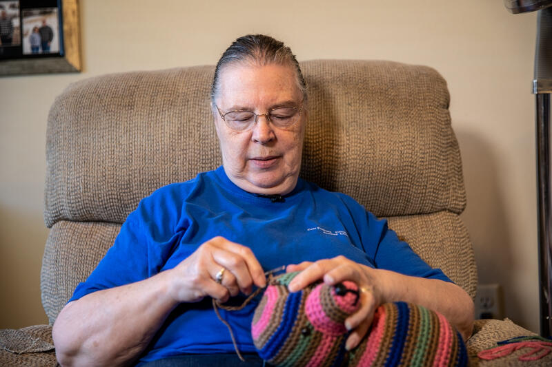 Volunteer creates homemade teddy bears for Sanford patients