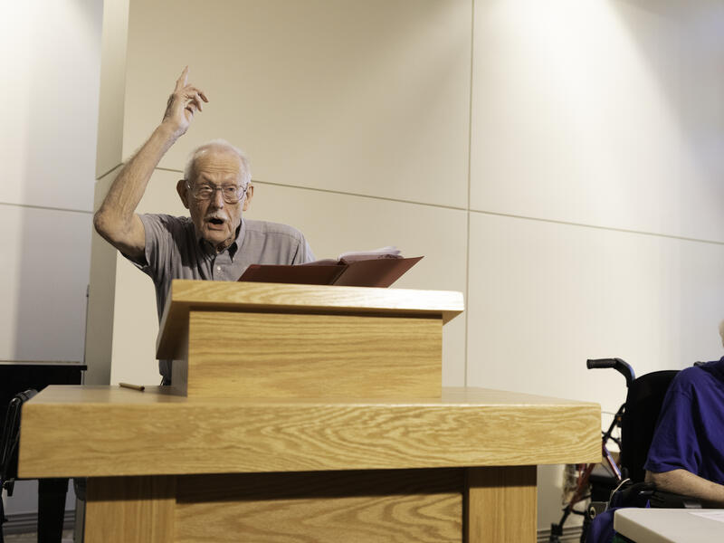 Seniors stage a theater group for their retirement community