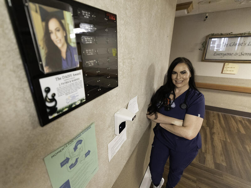 ‘Loud and bubbly’ nurse earns recognition for patient care