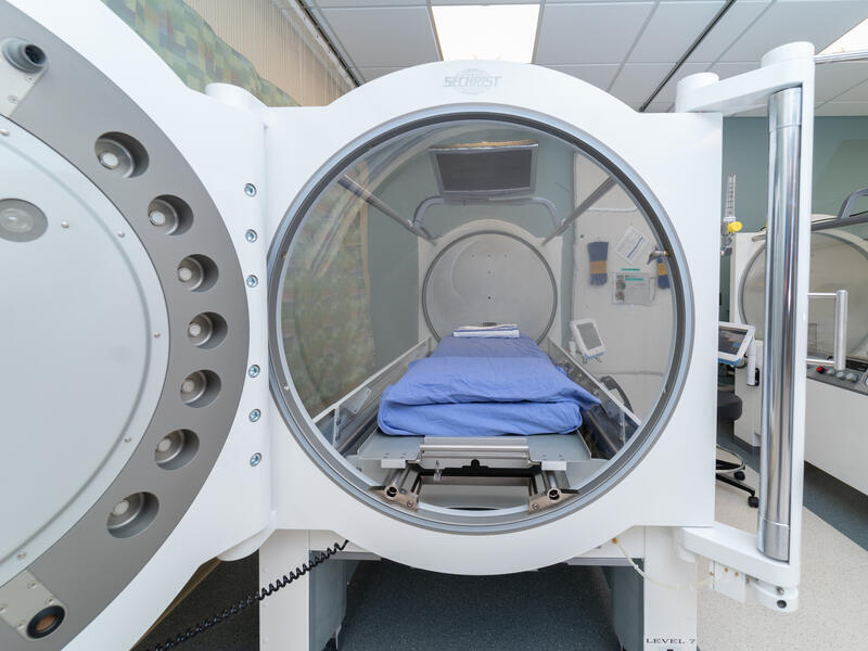 Hyperbaric oxygen therapy: A unique service in Bemidji - Sanford Health News