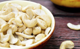 7 healthy snacks for athletes on the go