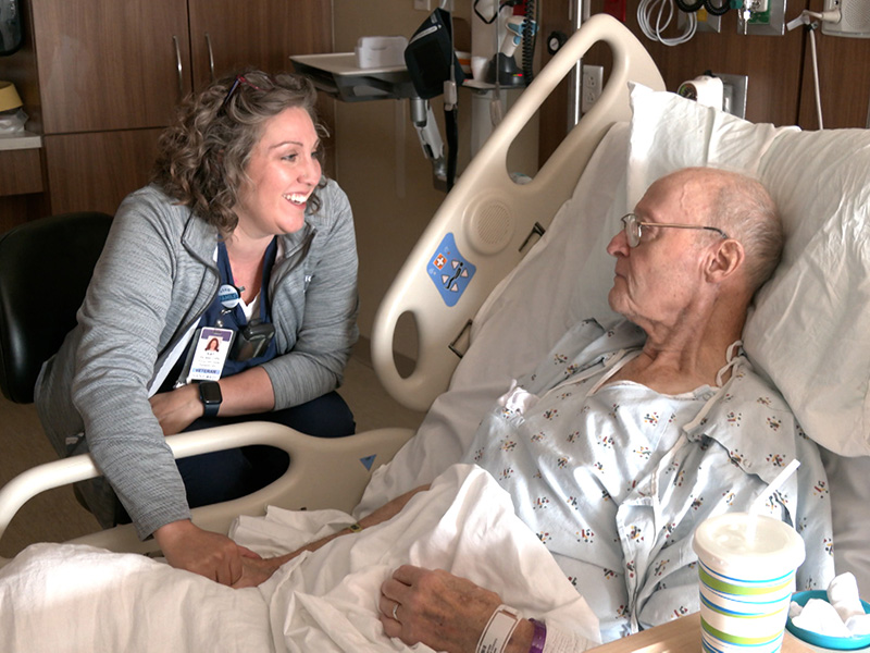 Enfermeira de Fargo, veterinária da Força Aérea, procura cuidados paliativos