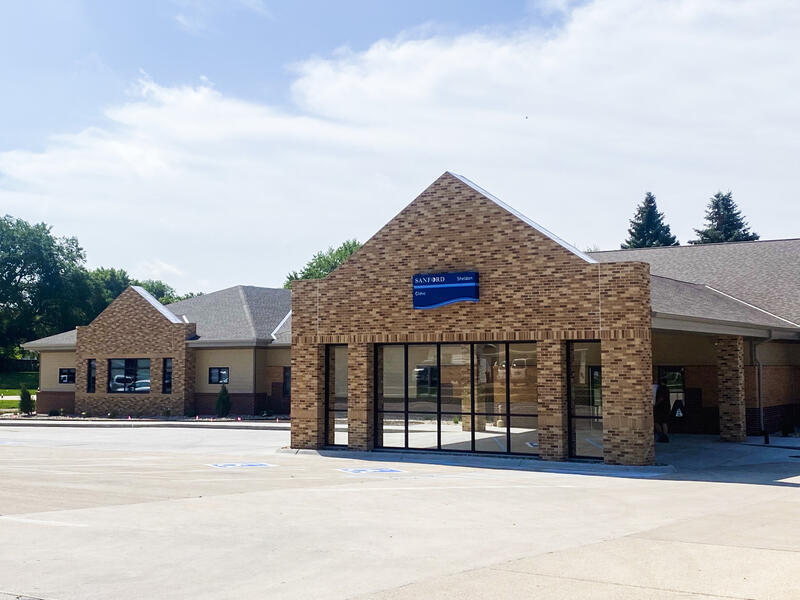 Sanford Sheldon Clinic hosts expansion grand reopening Sanford