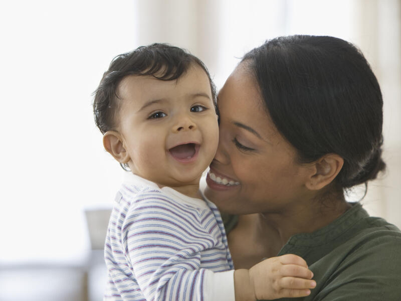 10 ways your baby shows love