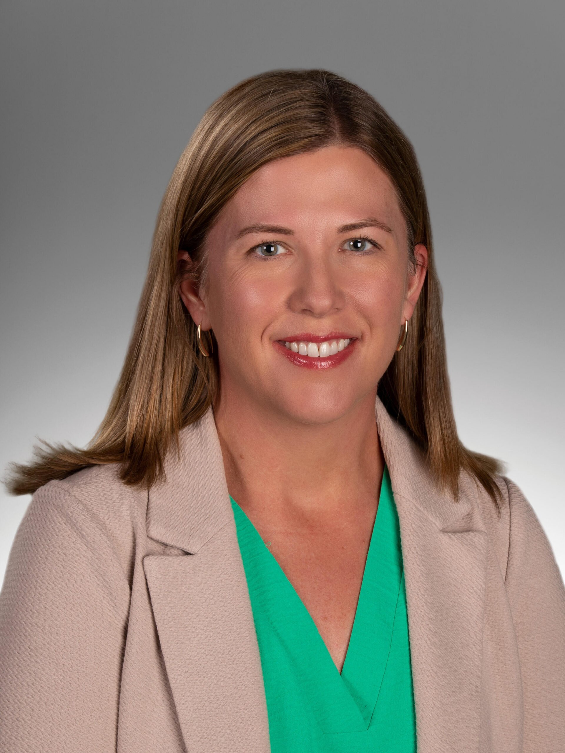 Enman-Bourgon_Jennfier_MUG_RGB_JPG-scaled