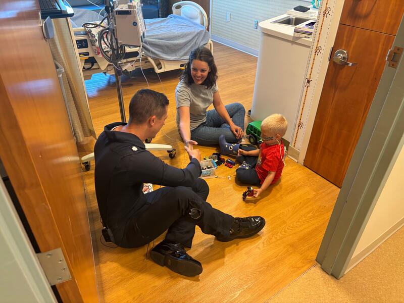 Thunderbird pilots visit patients before taking to the skies